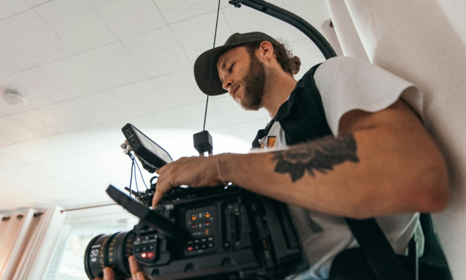Ambiente di apprendimento moderno per corsi di video editing